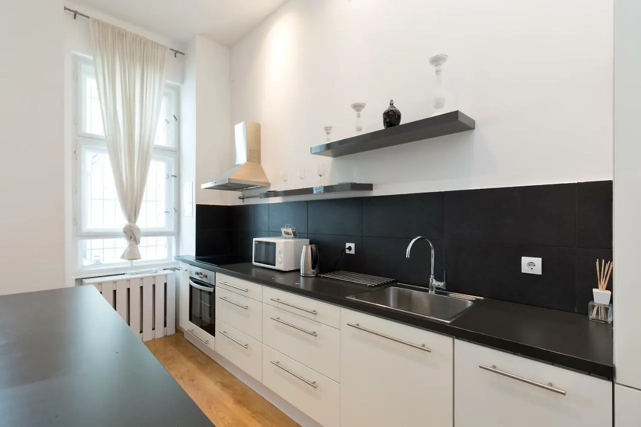 The Fashion Street Apartment Будапешт