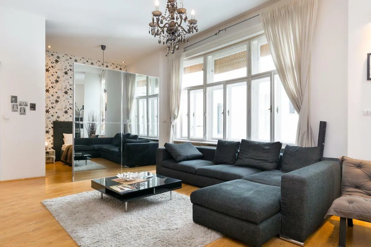 The Fashion Street Apartment Будапешт 0*,
